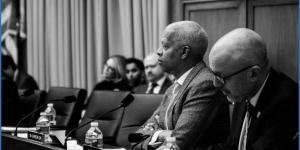 Rep. Hank Johnson with constituents